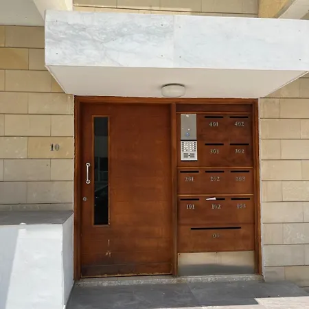 The Comfort In Verenikis - Platform 357 Lägenhet